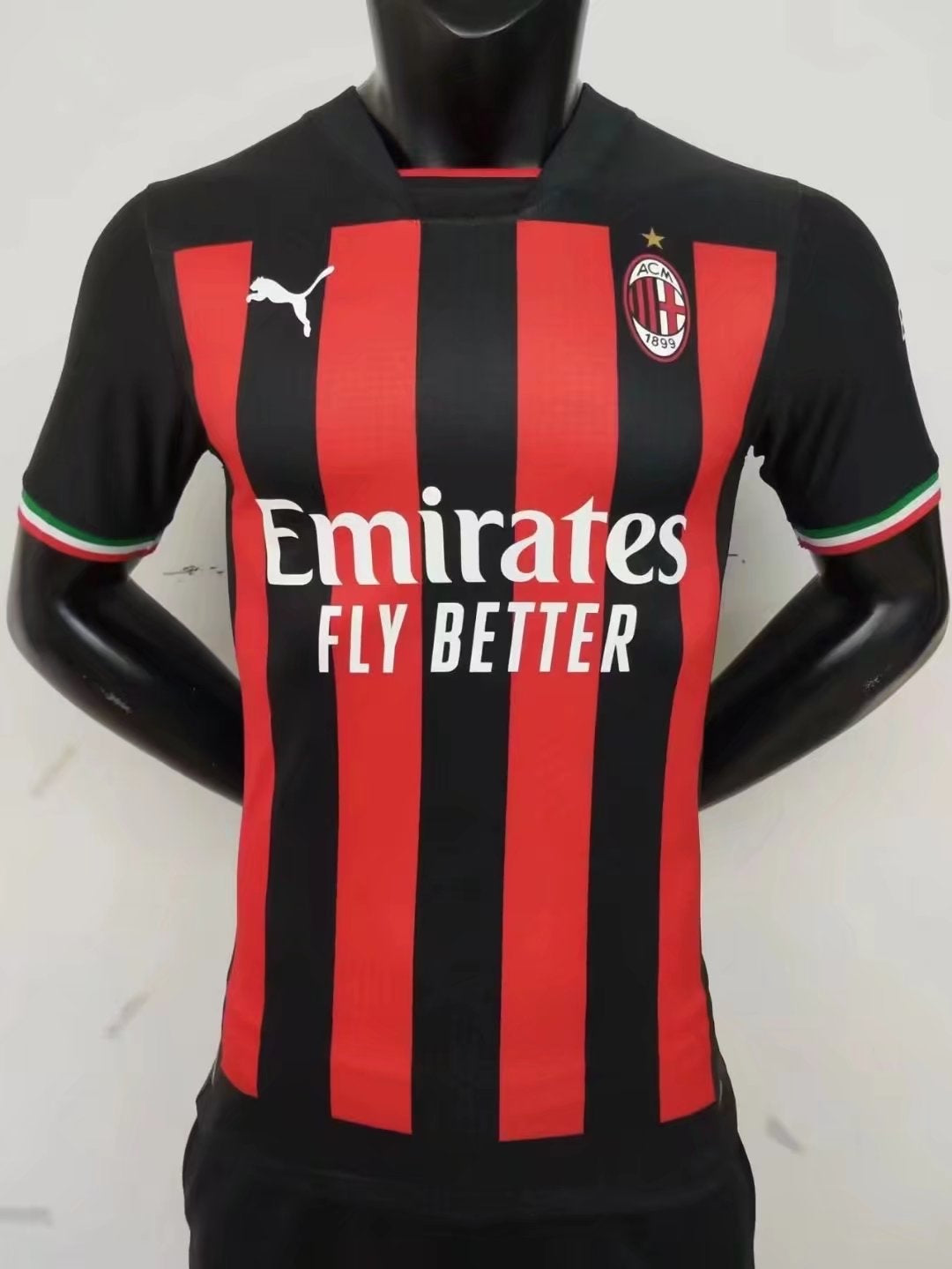 22-23 Ac Milan Home kit