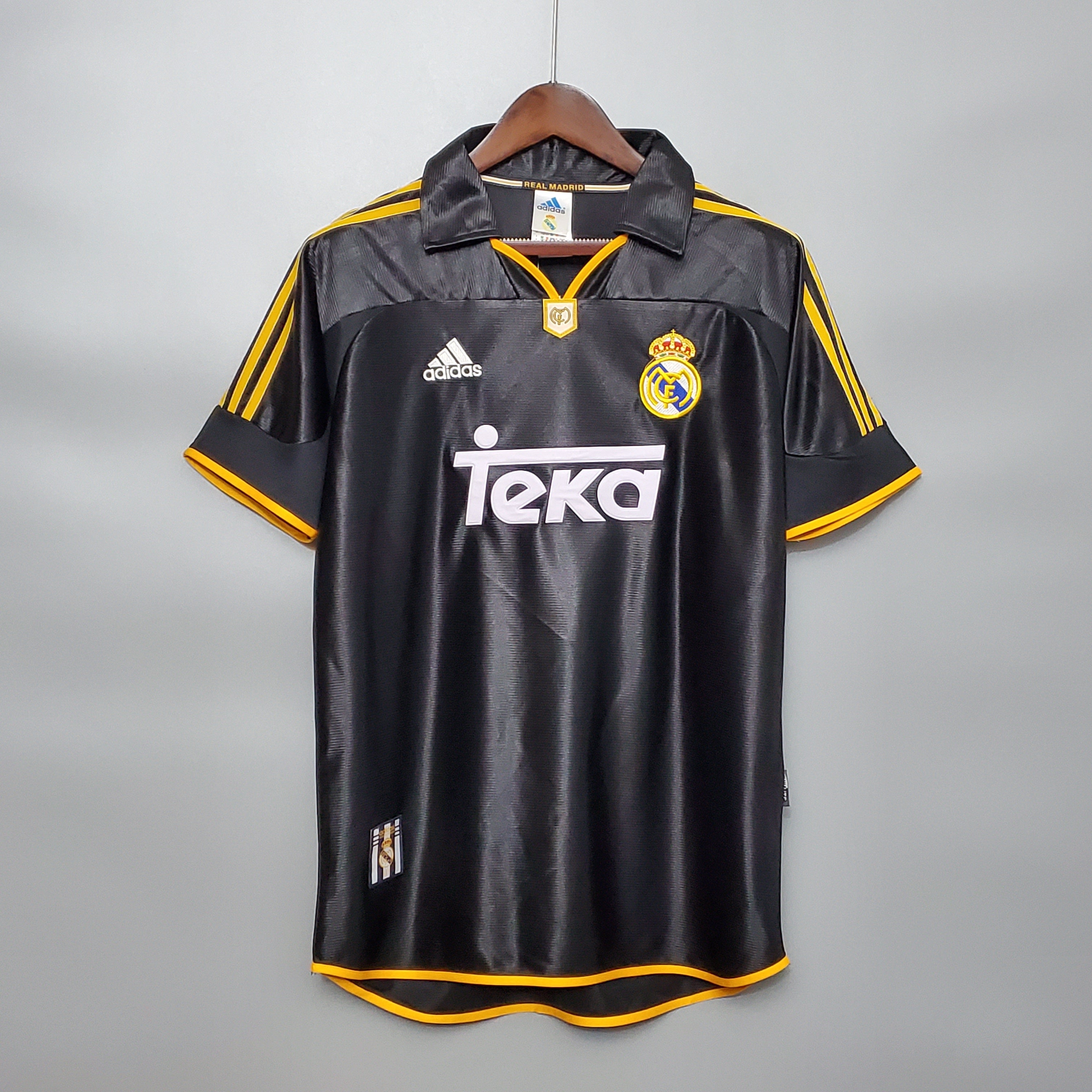 98-99 REAL MADRID away