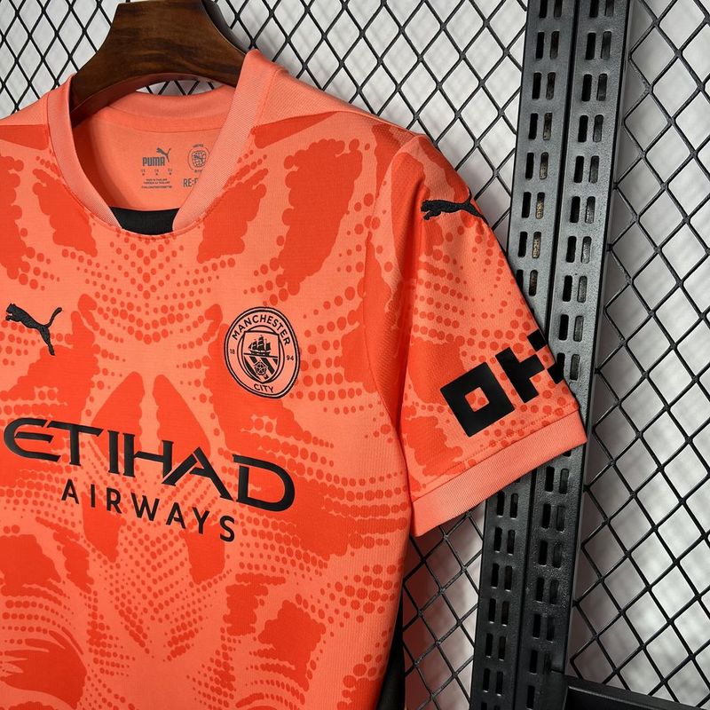 MANCHESTER CITY GOALKEEPER 2024/2025 SHIRT