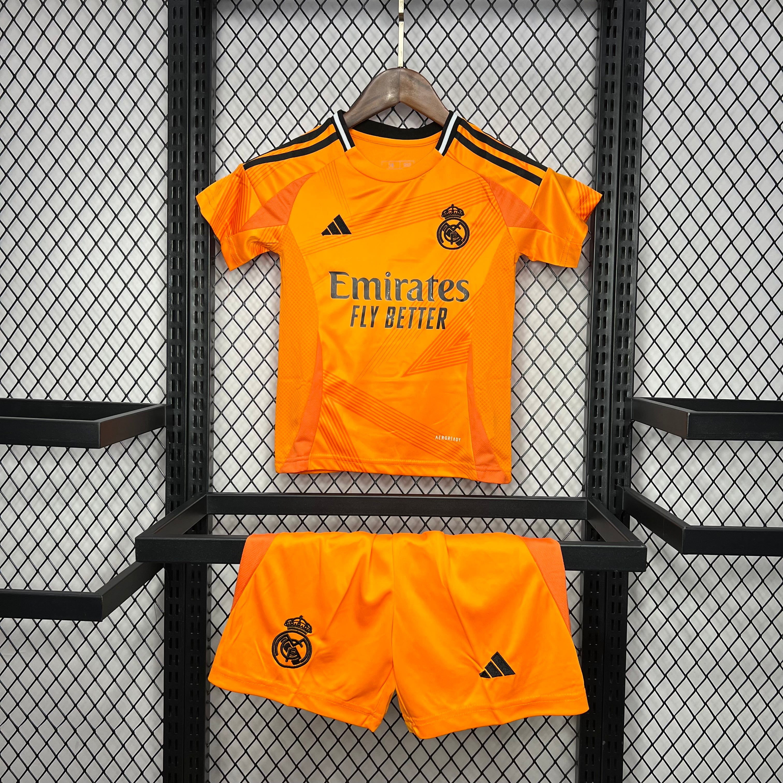 24-25 REAL MADRID away kid kit