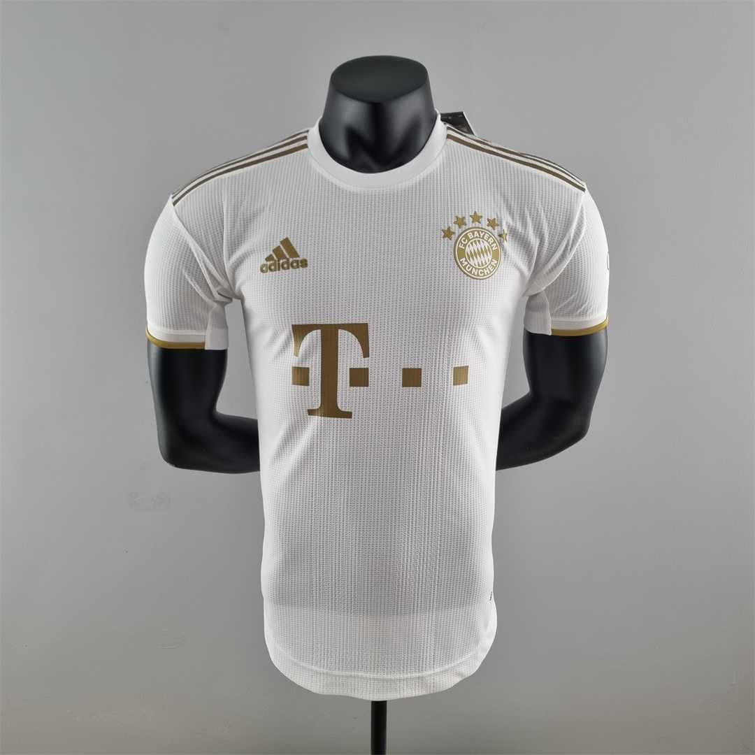 22-23 Bayern Munich away player version