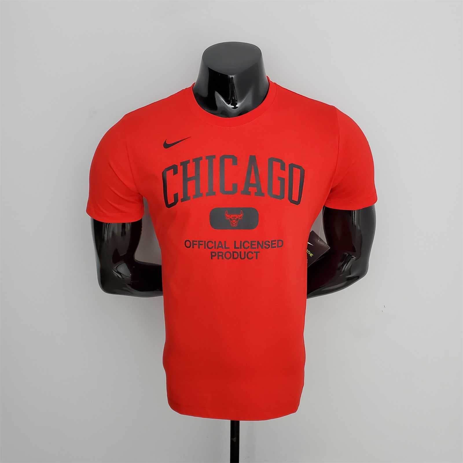 CHICAGO BULLS RED SHIRT