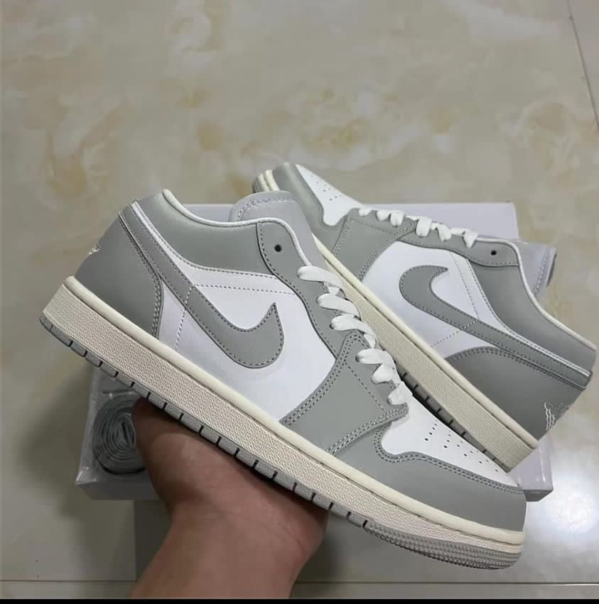 Jordan 1 low white grey
