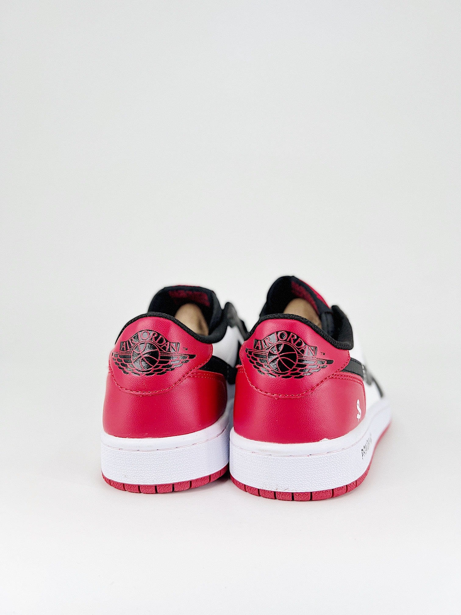 Air Jordan 1 Low red/black/white