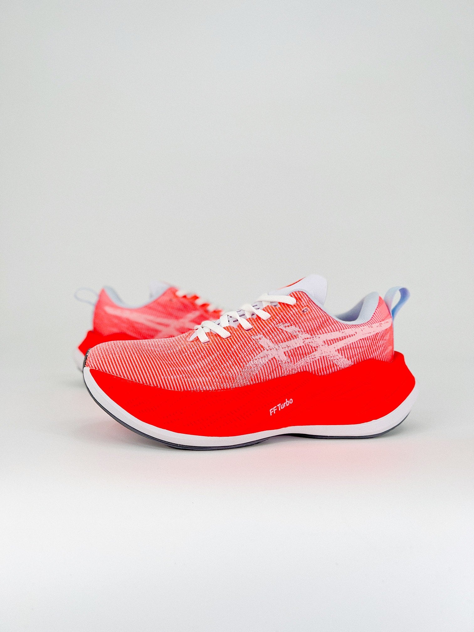 Asics Superblast light red