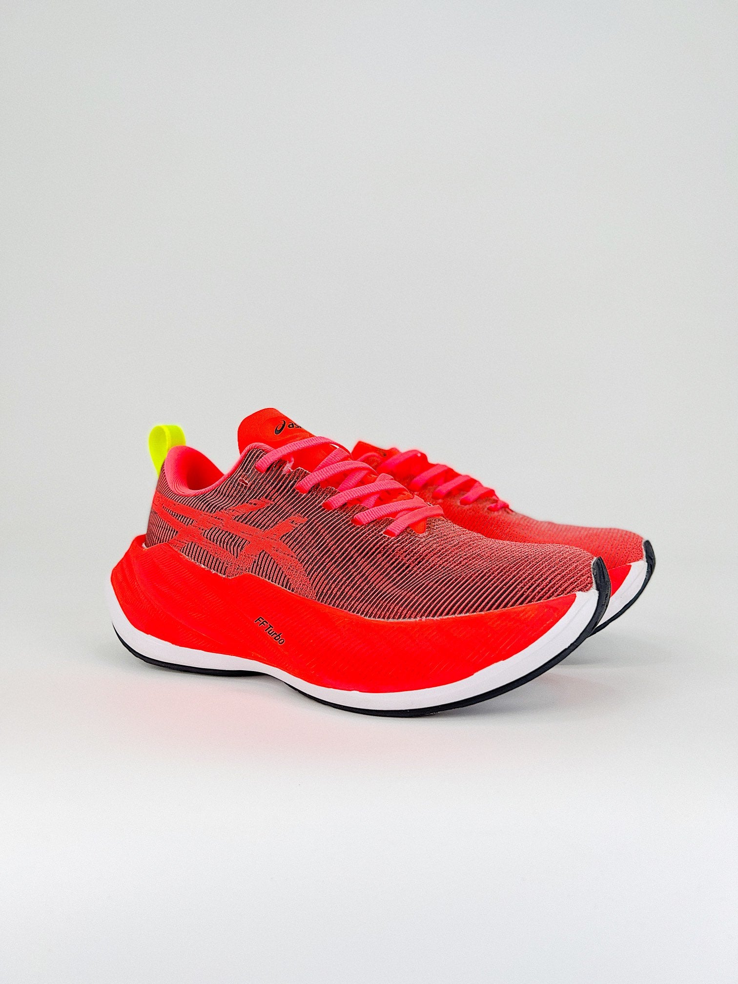 Asics Superblast red