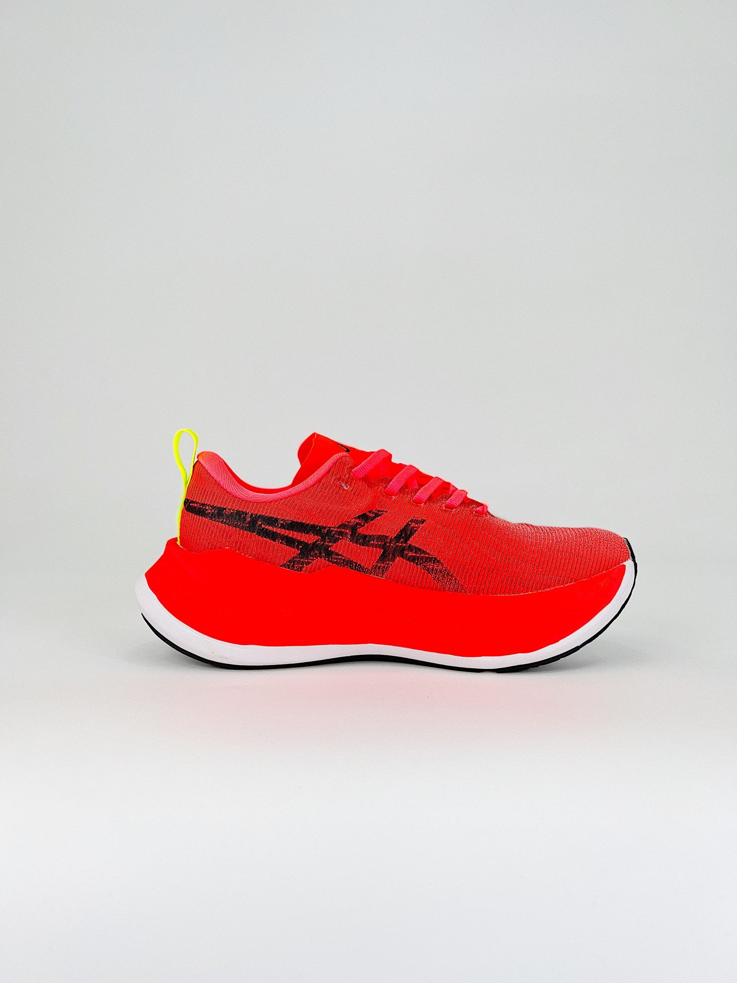 Asics Superblast red