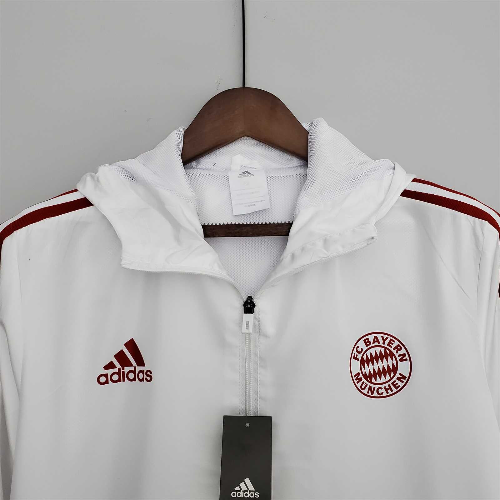 BAYERN MUNCHEN WIND BREAKER