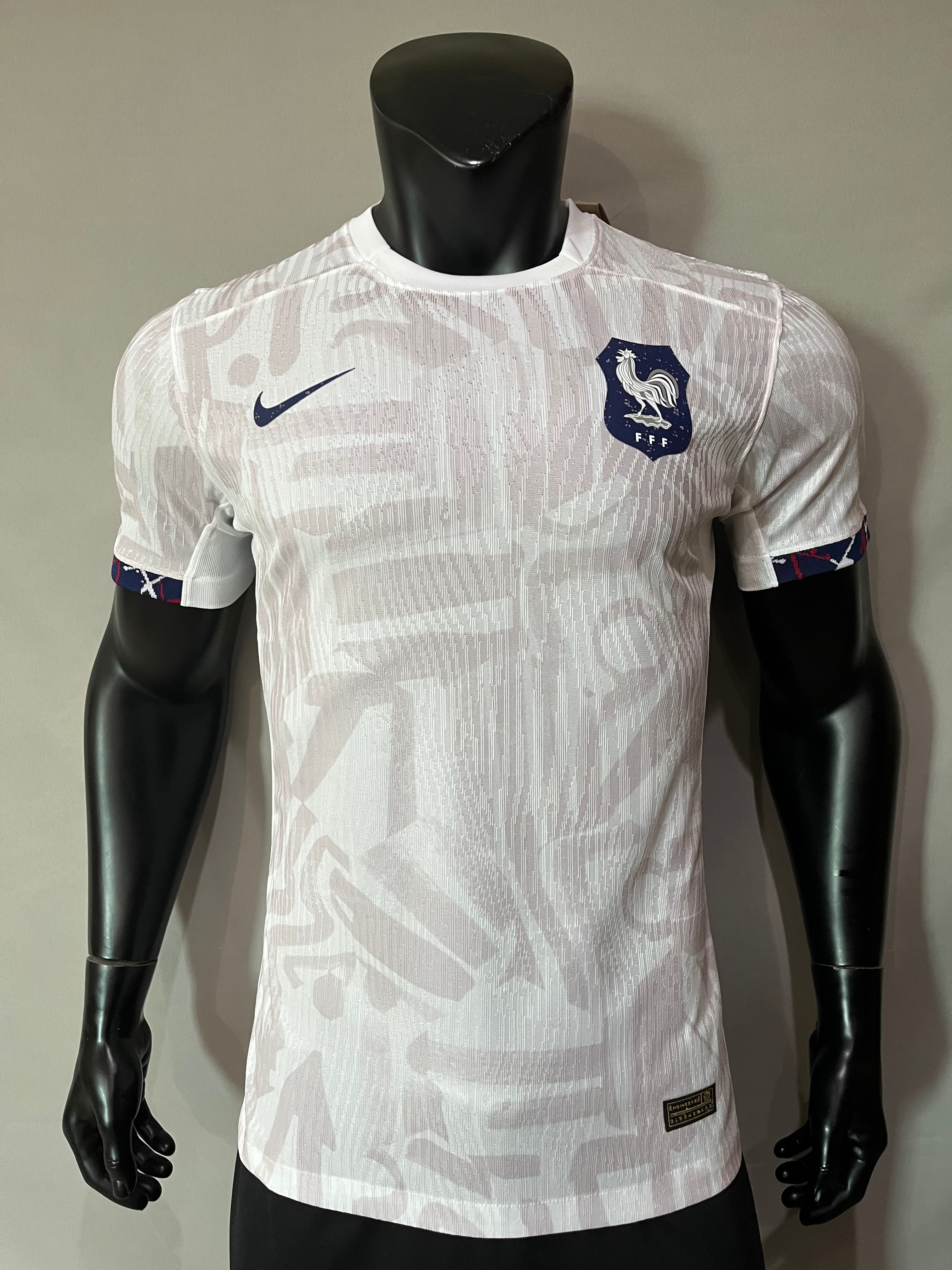 FRANCE NEW AWAY