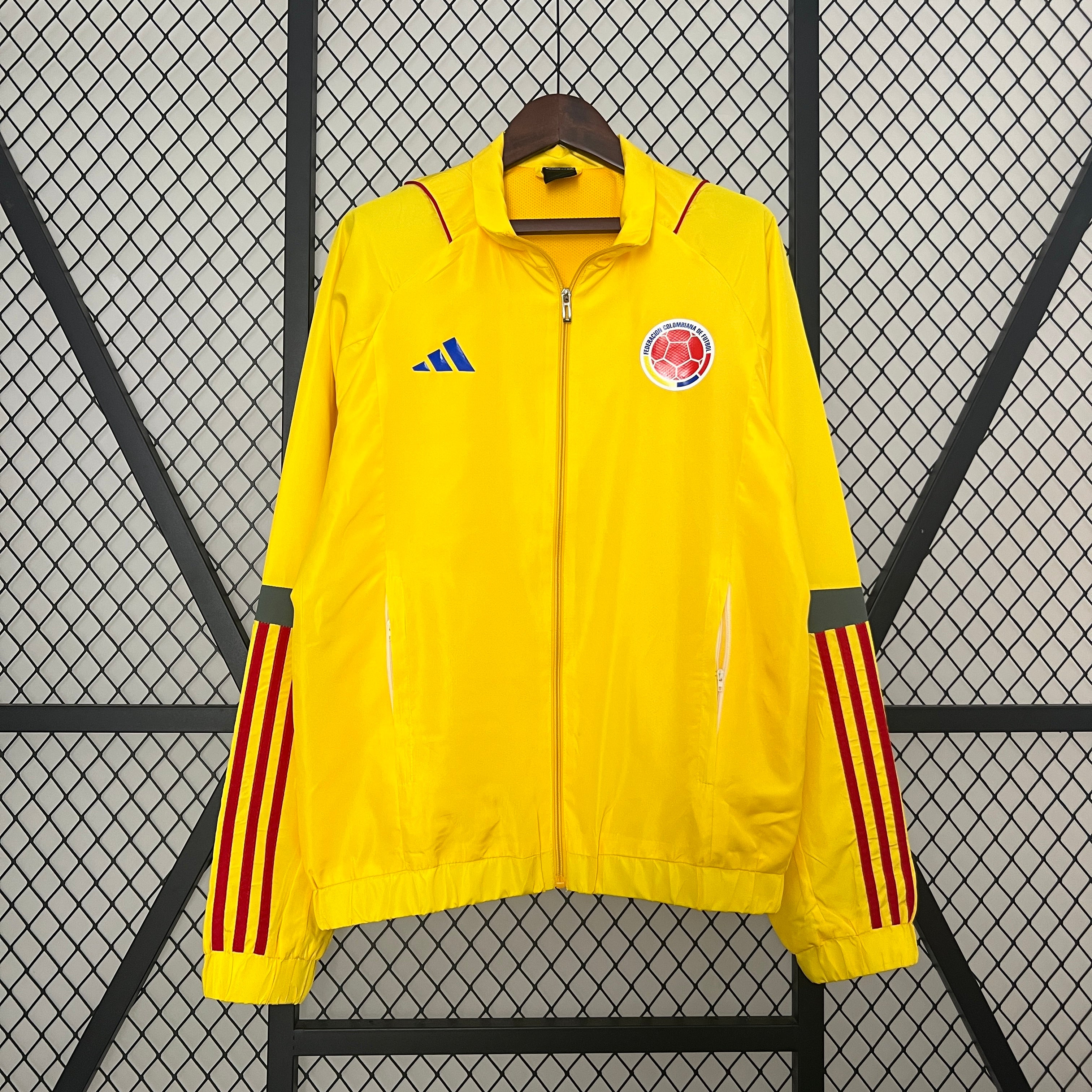 COLOMBIA HOME WINDBREAKER 2024