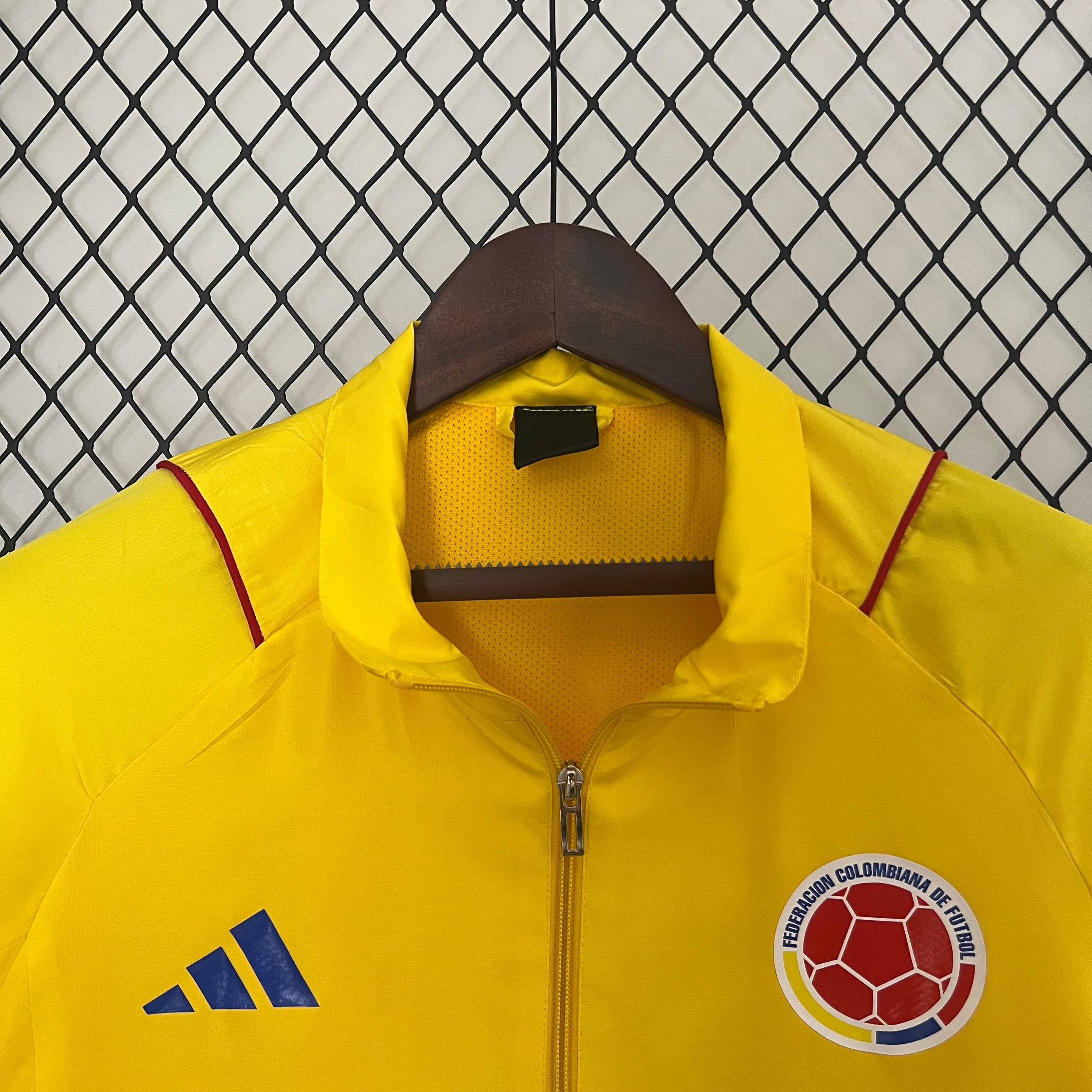 COLOMBIA HOME WINDBREAKER 2024