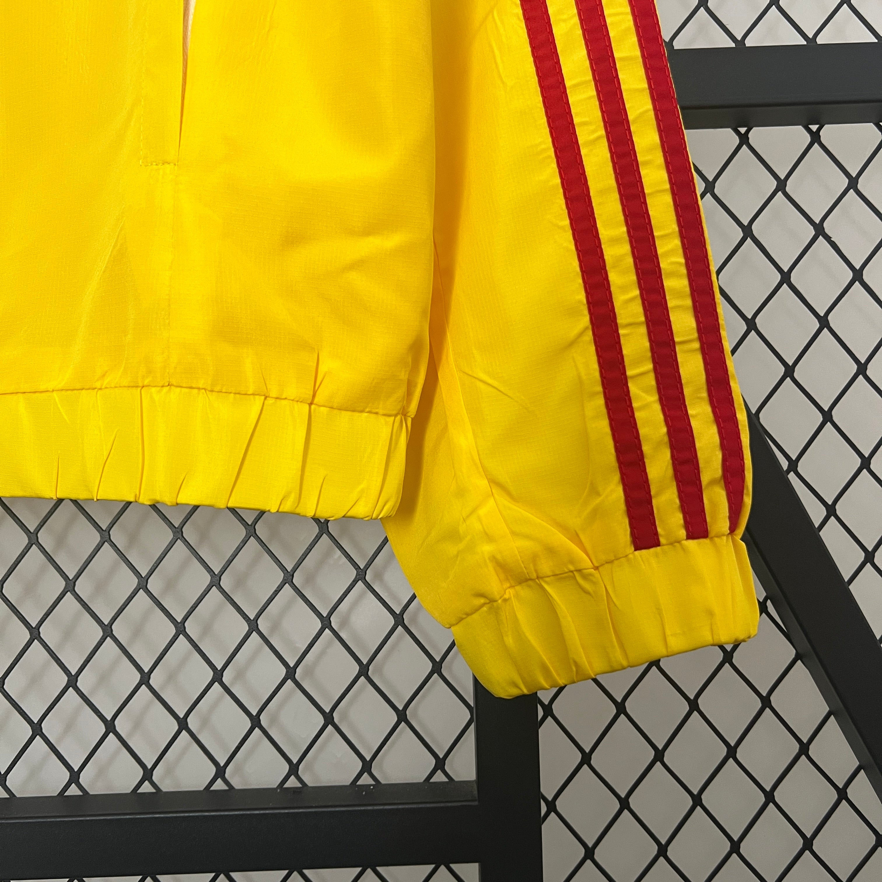 COLOMBIA HOME WINDBREAKER 2024