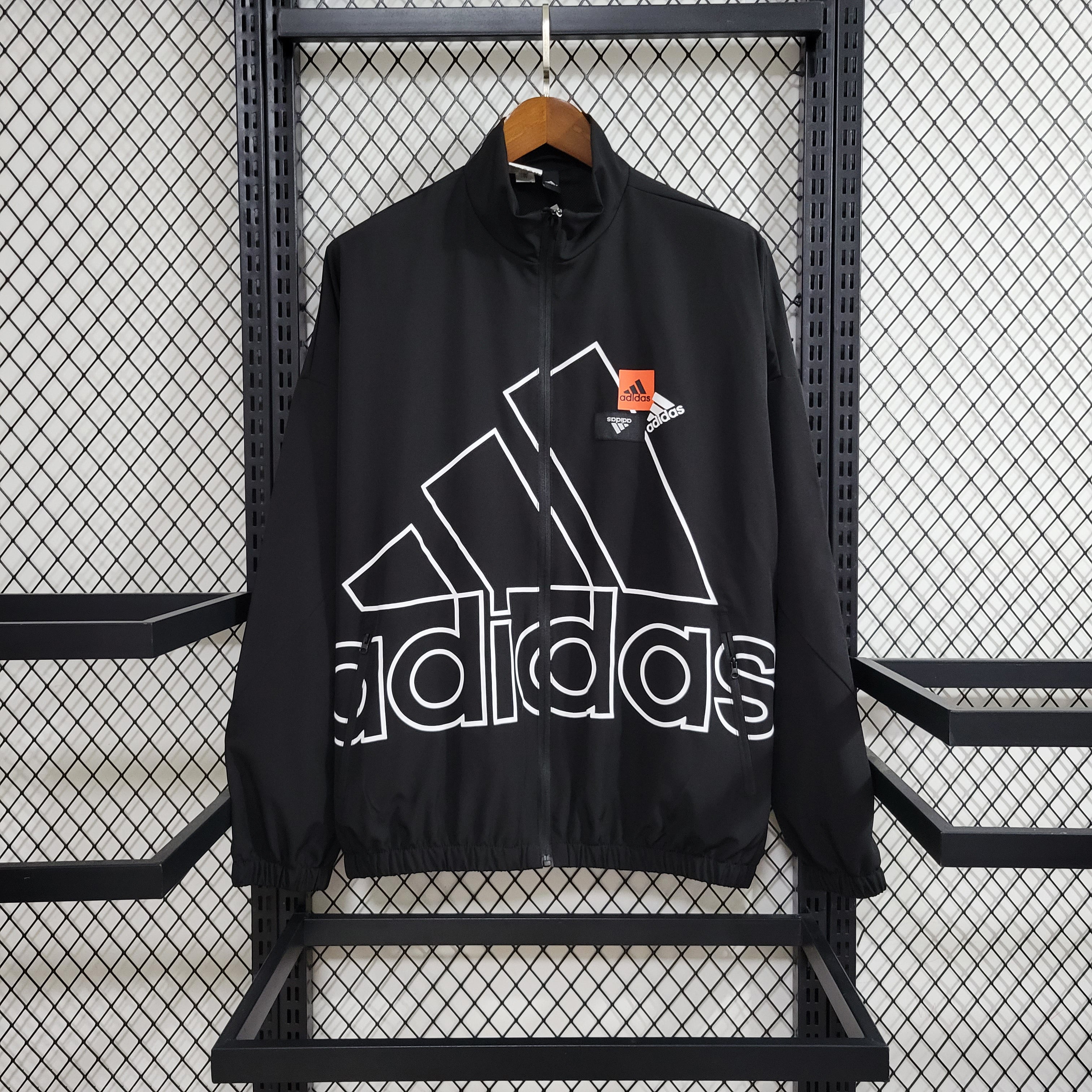 Adidas windbreaker 2024