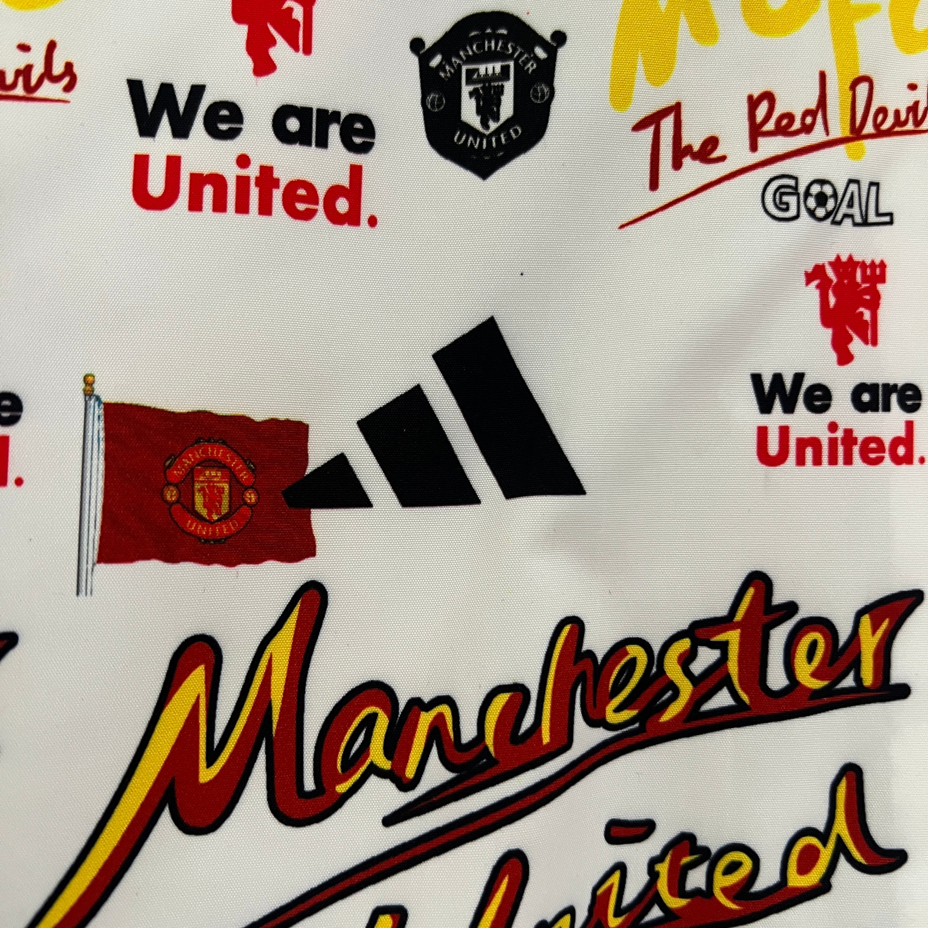 MANCHESTER UNITED REVERSIBLE JACKET