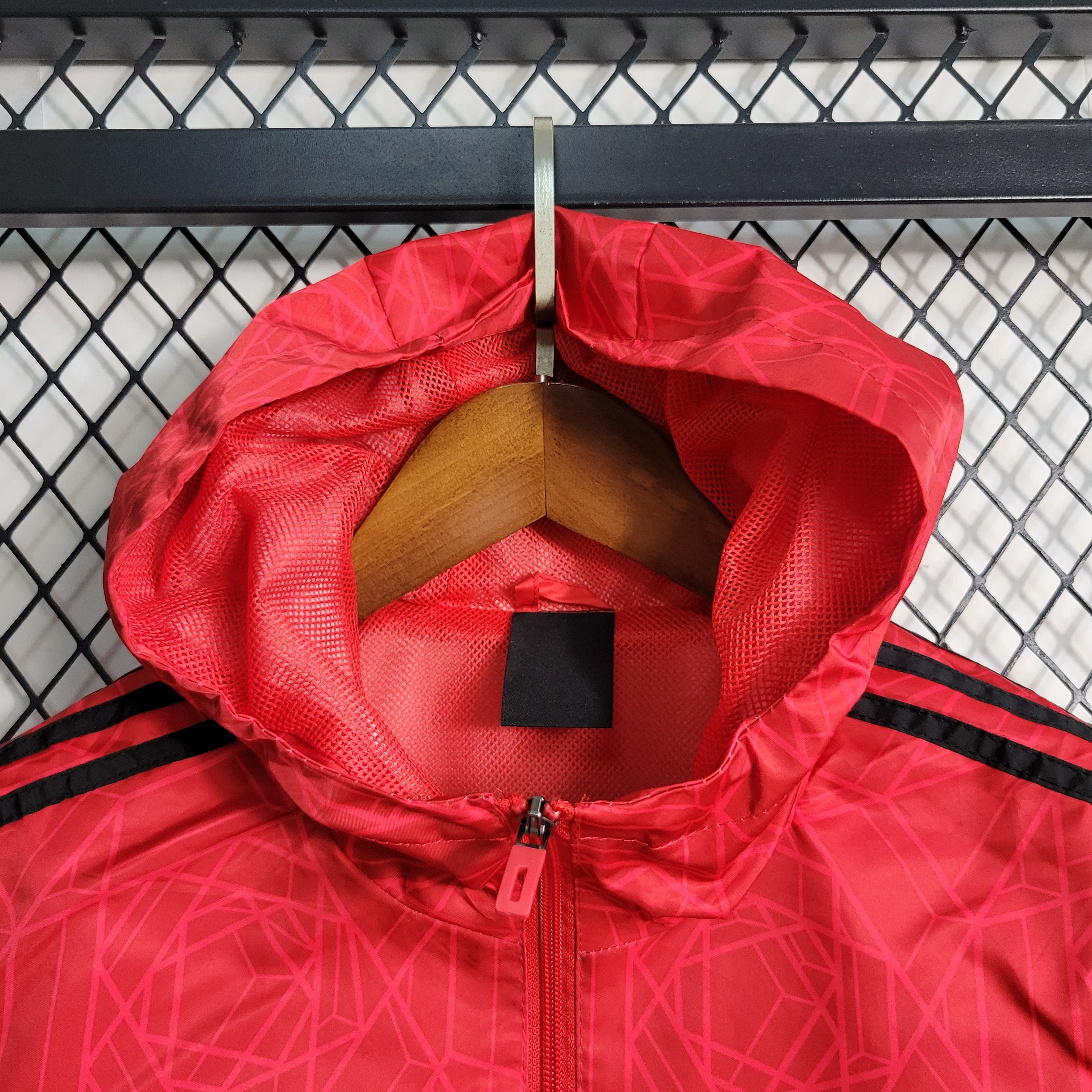 MANCHESTER UNITED RED WINDBREAKER