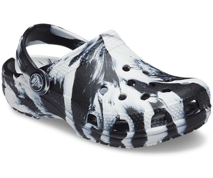 MARBLED CROCS