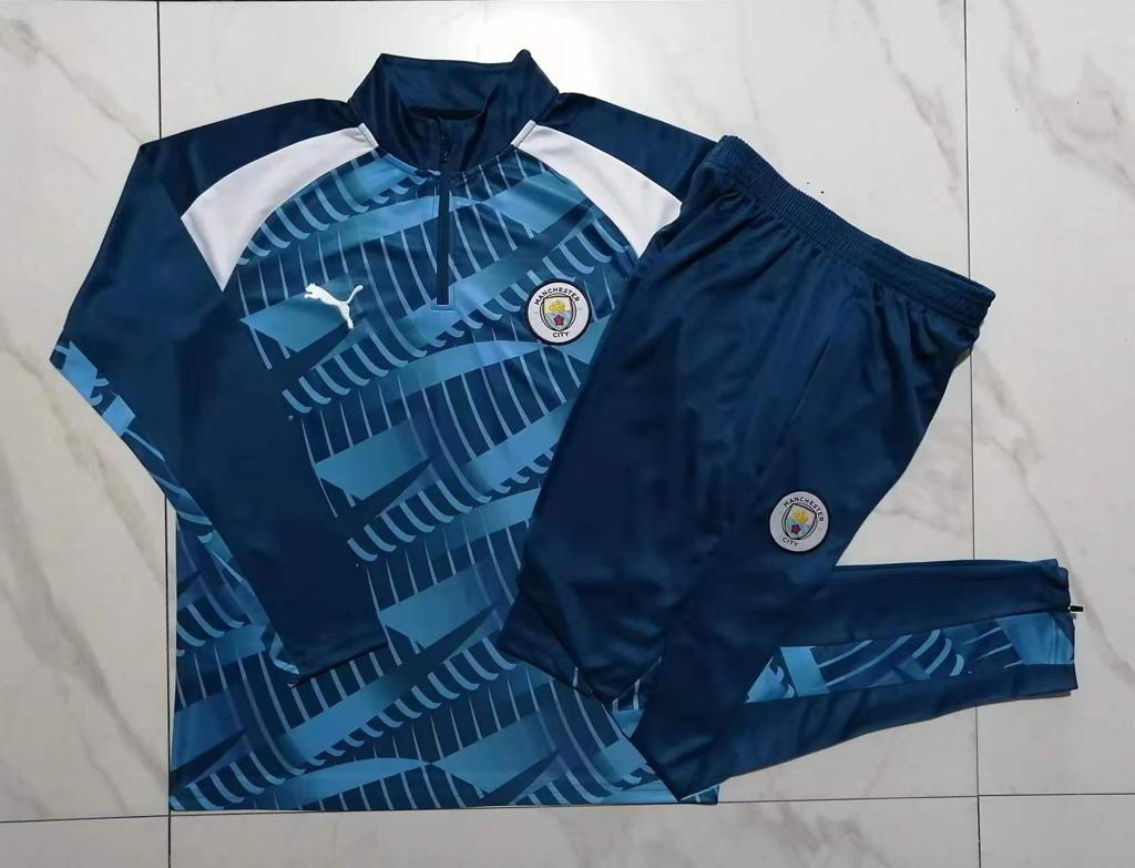 23/24  MANCHESTER CITY Winter set