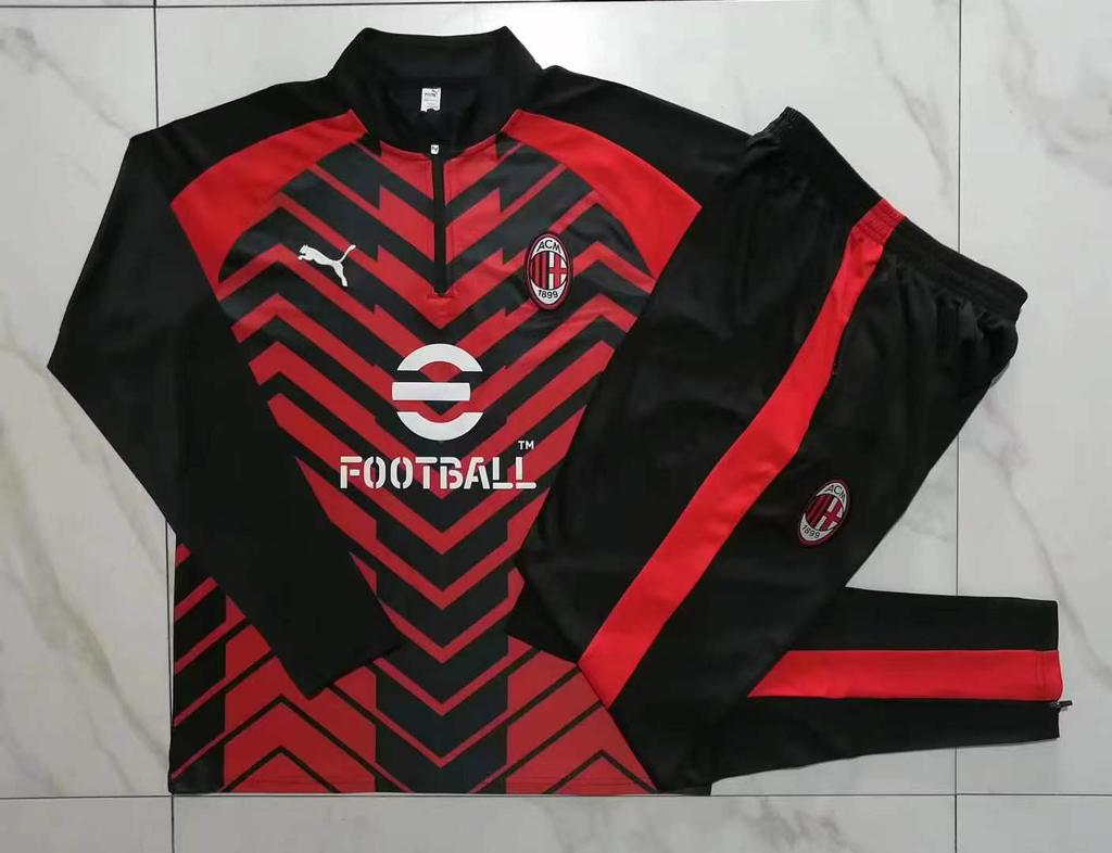 23/24 AC MILAN  Winter set