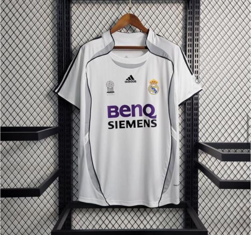 REAL MADRID RETRO HOME