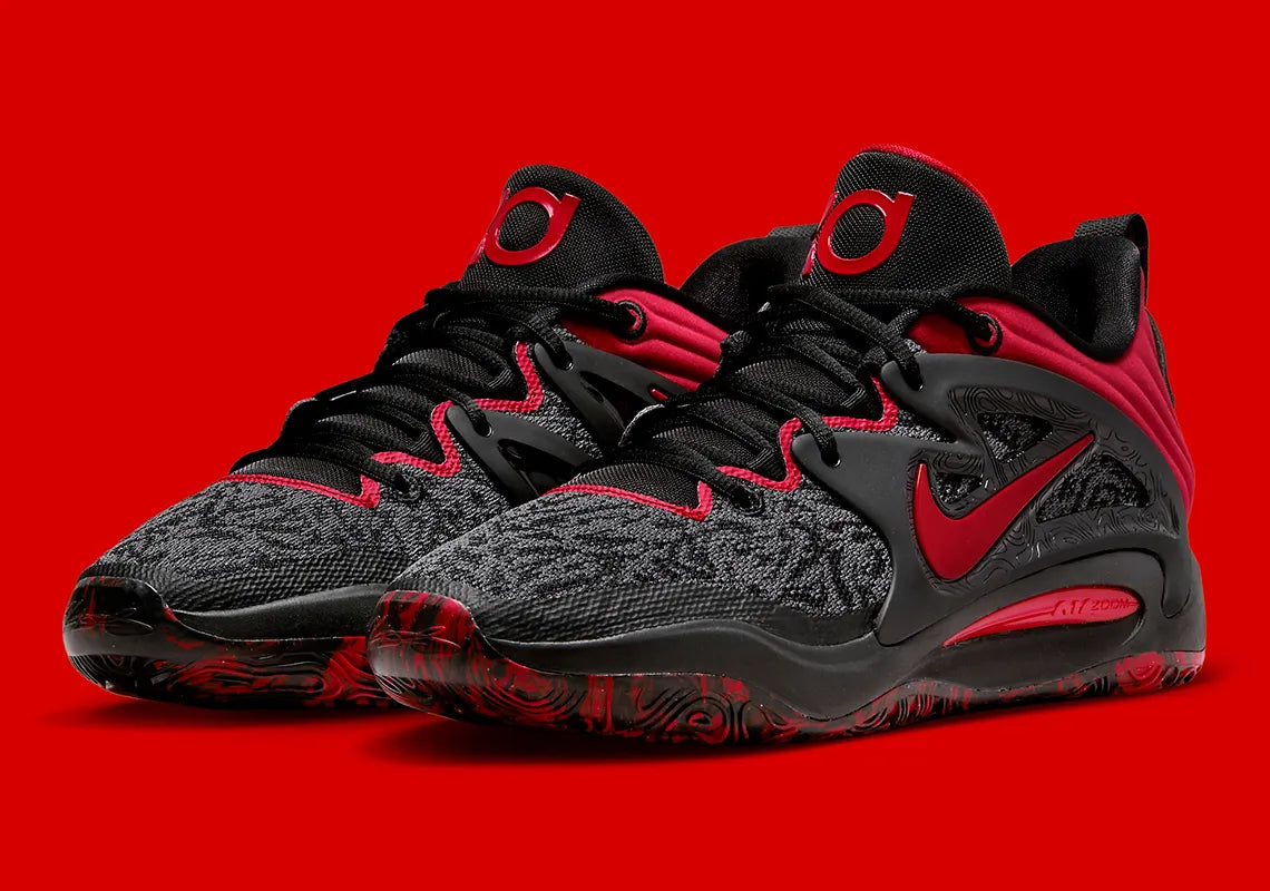 KD 15 black and red