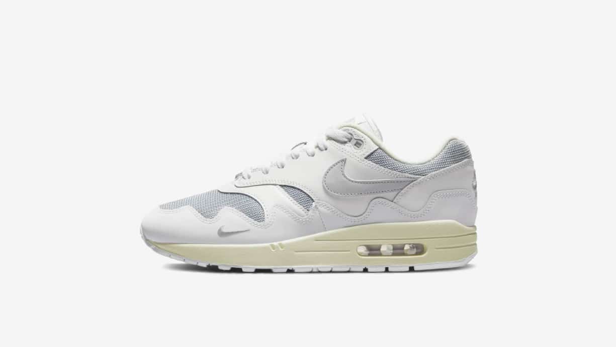 air max 1 patta white grey