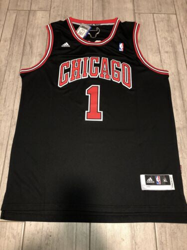 BULLS ROSE 1 black