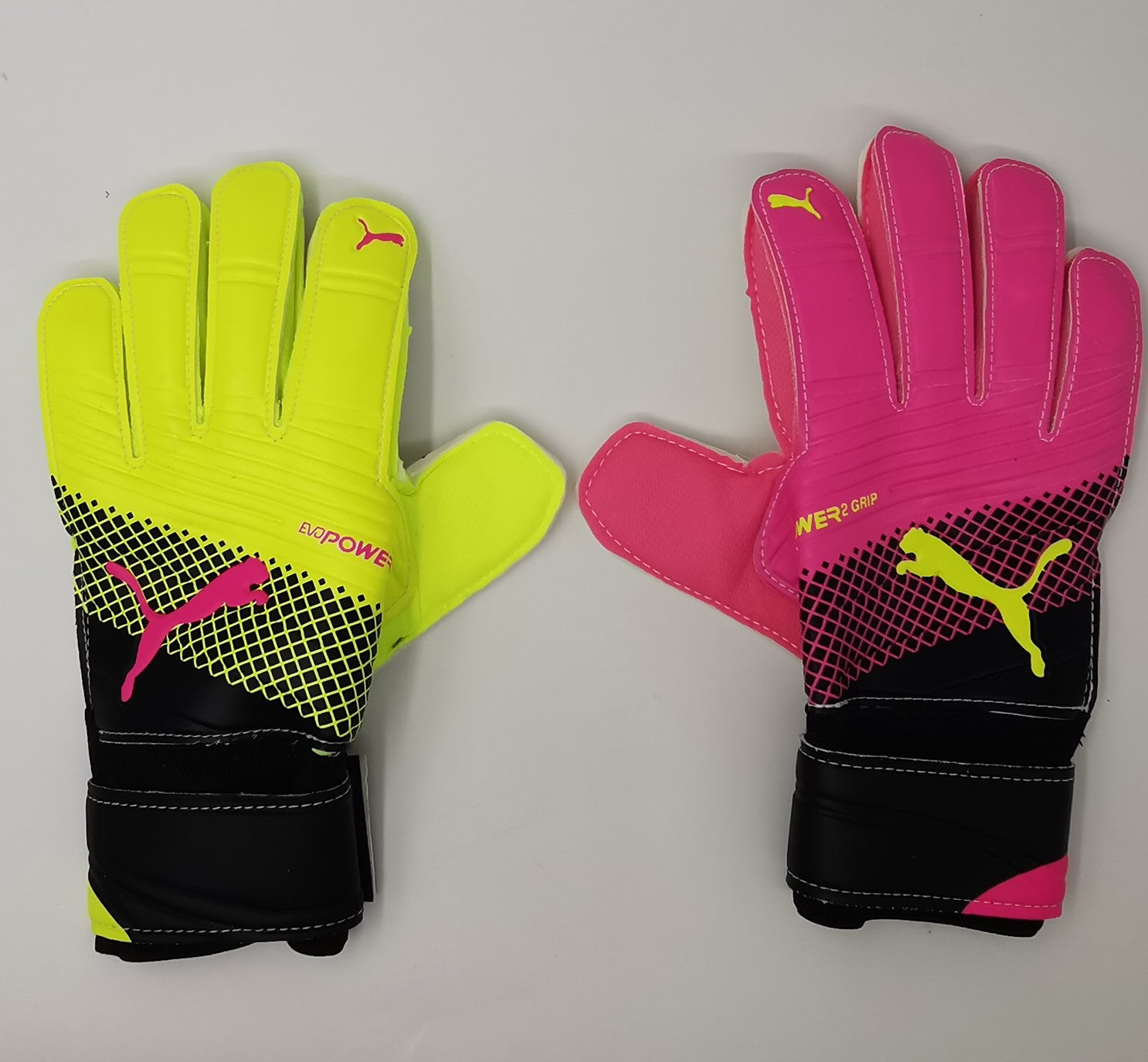 PUMA Mandarin Duck Semi-Latex Goalkeeper Gloves