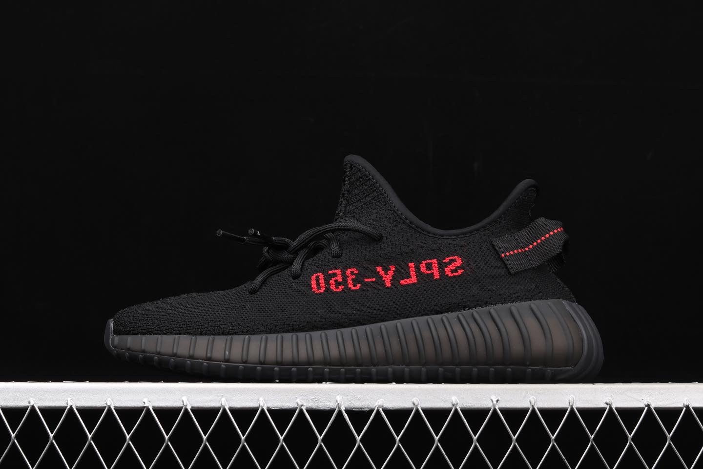 . Ad Yeezy 350 V2 Boost Basf CP9652