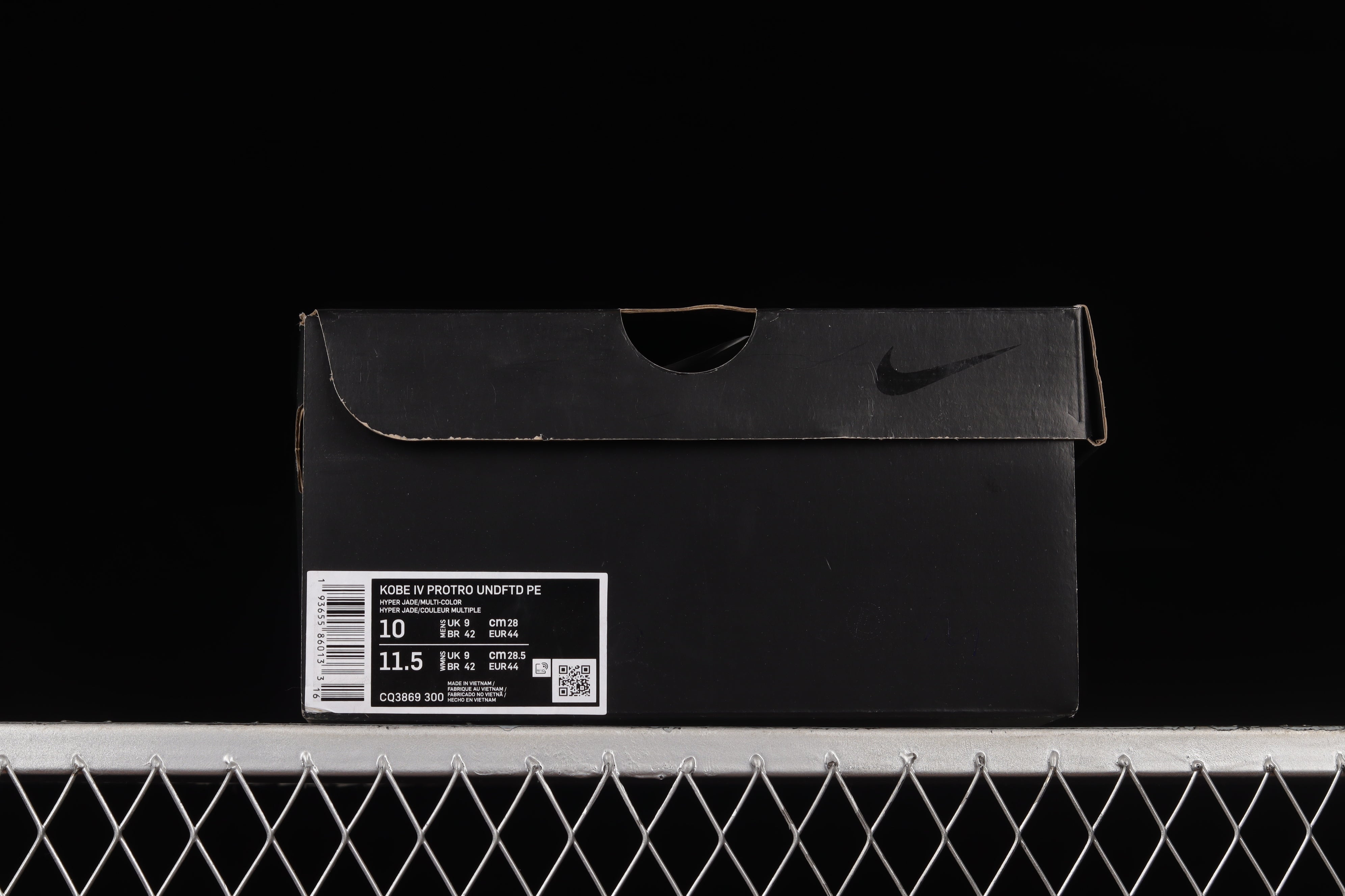 . Nk Zoom Kobe 4 Protro UNDEFEATED